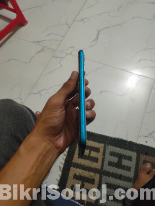 Realme 5i